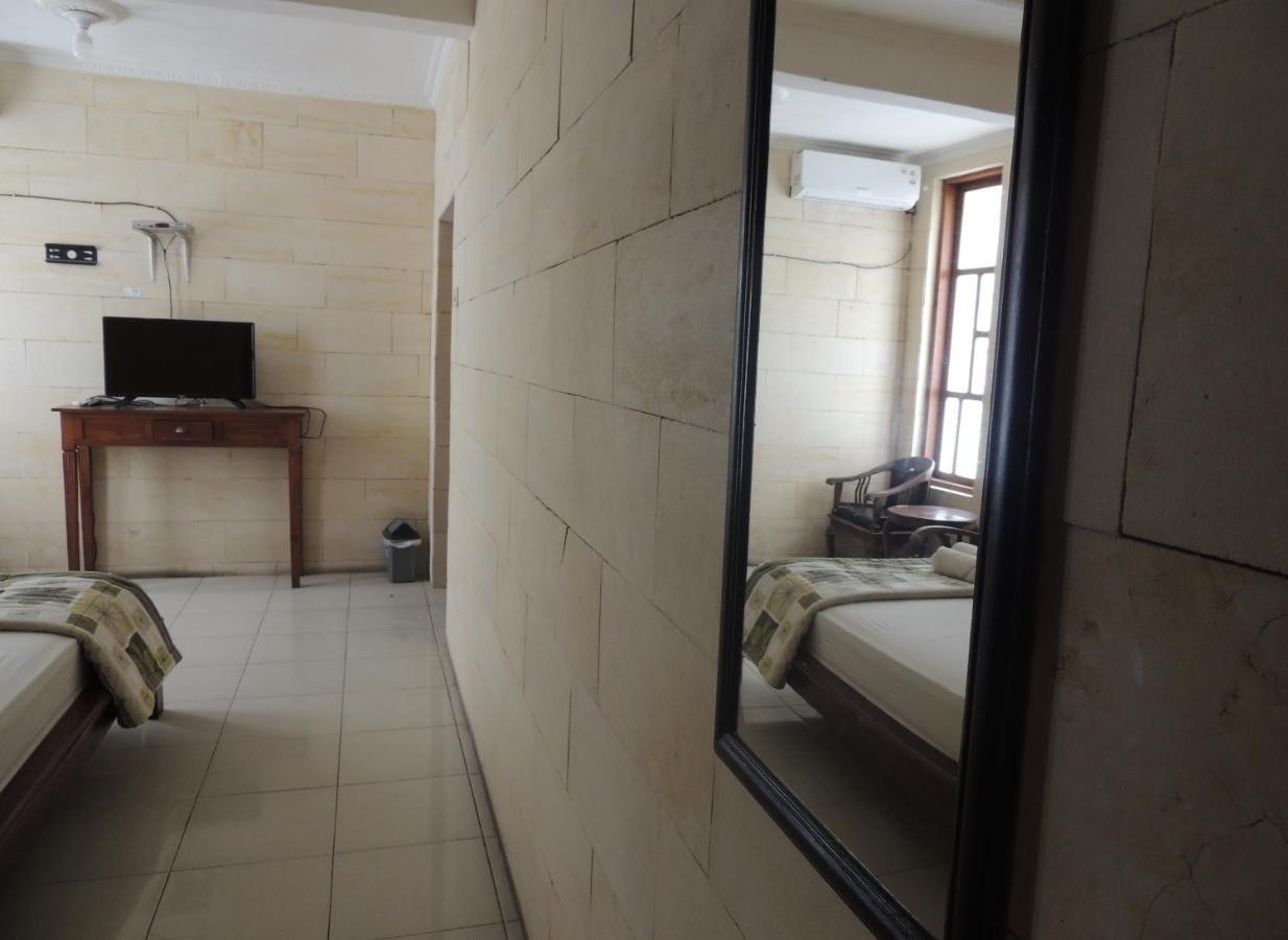 Lotus 2 Guest House Magelang Εξωτερικό φωτογραφία