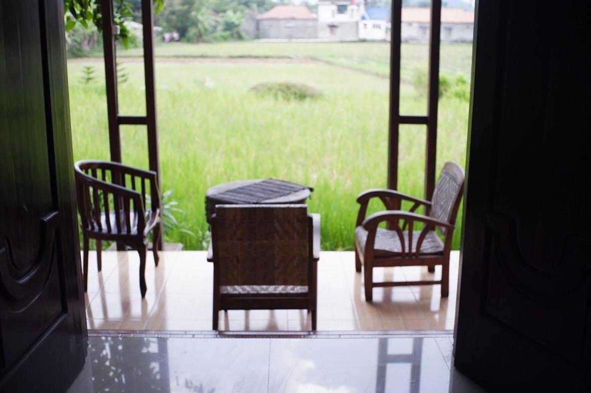 Lotus 2 Guest House Magelang Εξωτερικό φωτογραφία
