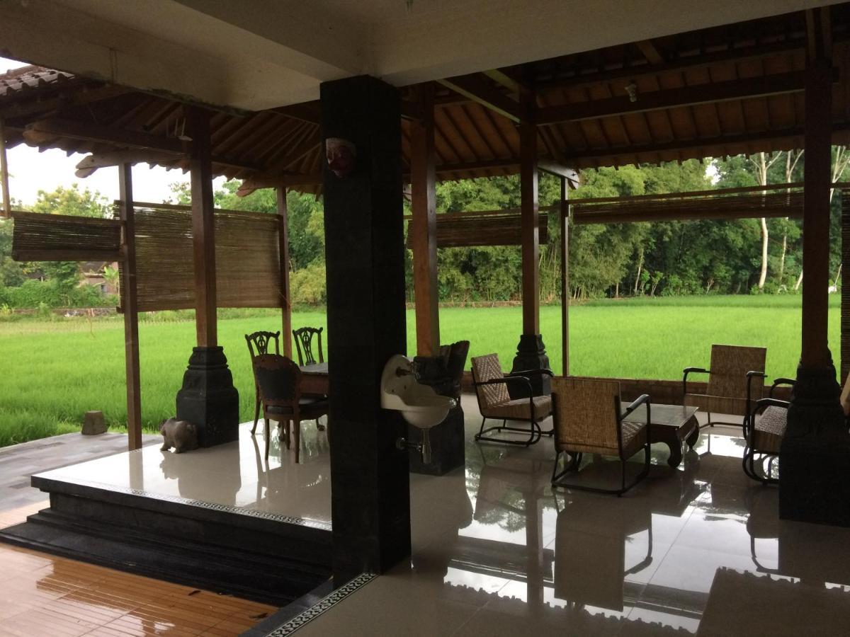 Lotus 2 Guest House Magelang Εξωτερικό φωτογραφία