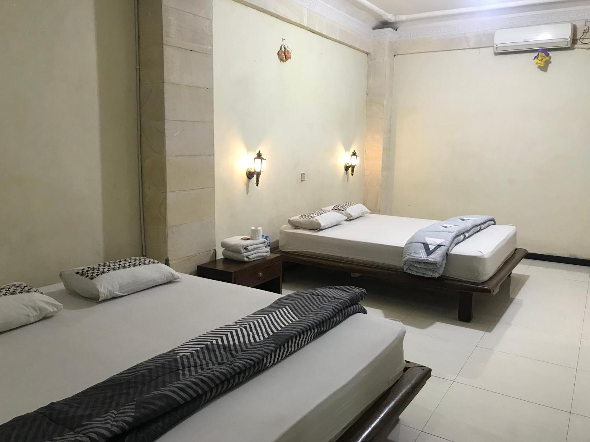 Lotus 2 Guest House Magelang Εξωτερικό φωτογραφία