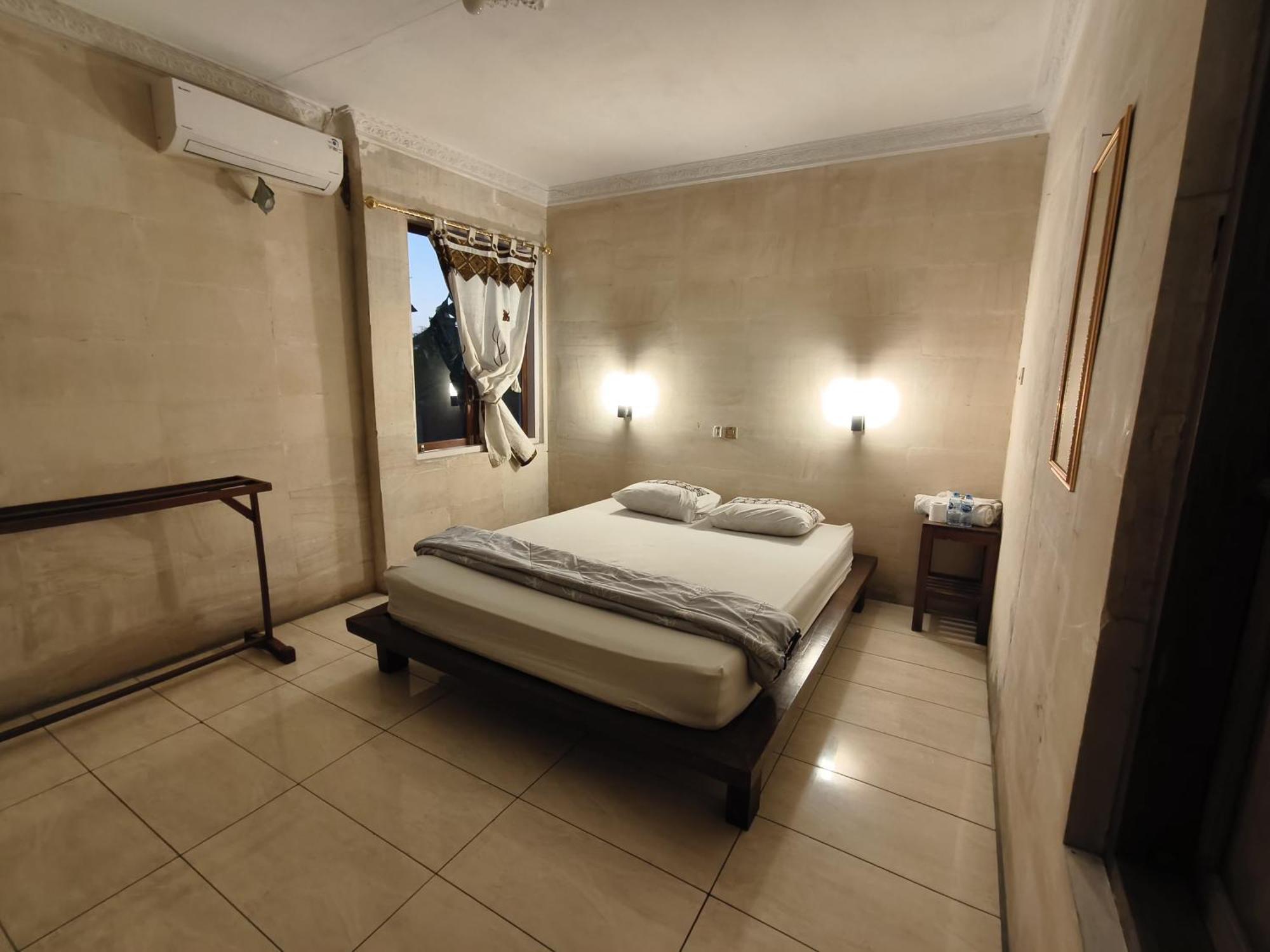 Lotus 2 Guest House Magelang Εξωτερικό φωτογραφία